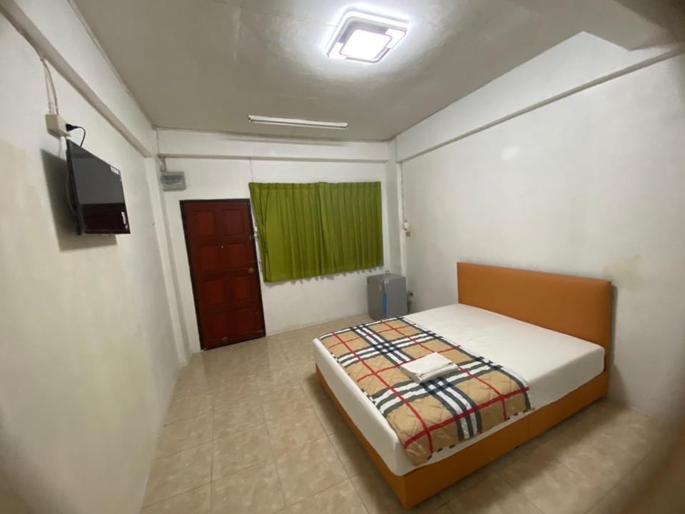 PTT Mansion ปทิตา แมนชั่น Apartment hotel in Bangkok