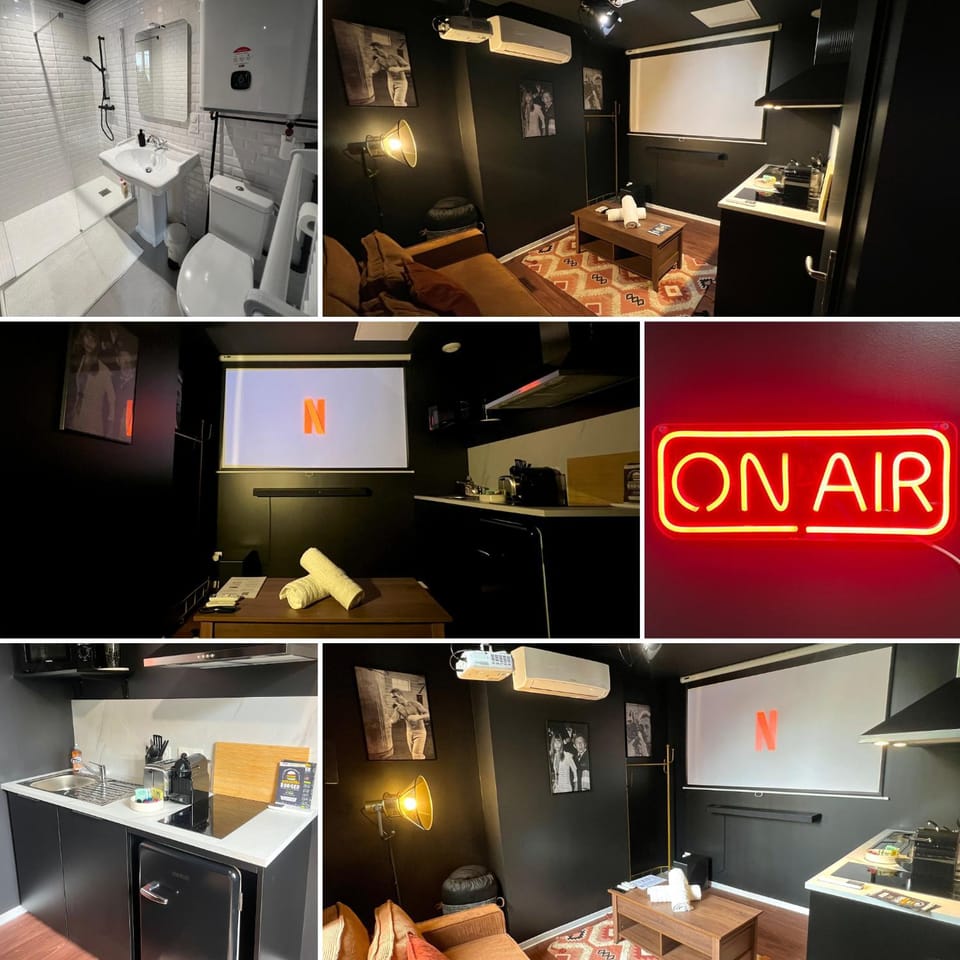 Cinéma Room - Immersion Total pour Cinéphile ! Apartment in Villeneuve-sur-Lot