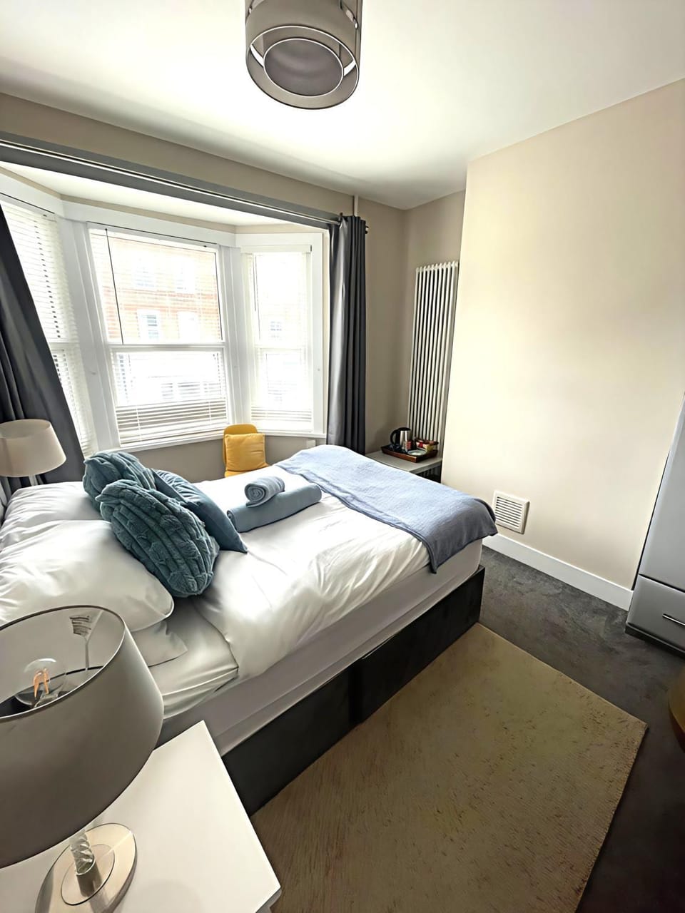The Bean Apartment - double bedroom with private bathroom Bed and Breakfast in London