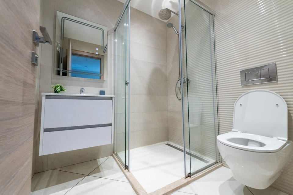 Shower, Bathroom, towels