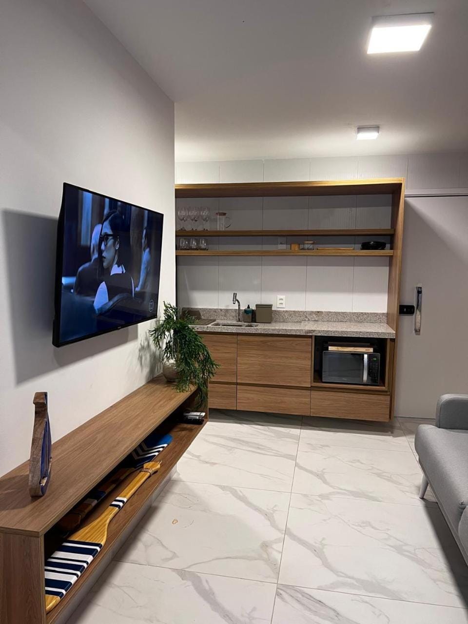 Communal lounge/ TV room, TV and multimedia, Kitchen or kitchenette, Living room, Seating area