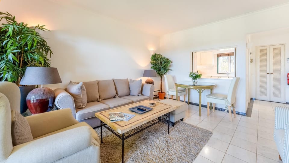 1 BDR Flat With Pool - 125D Gramacho by LovelyStay Apartment in Carvoeiro