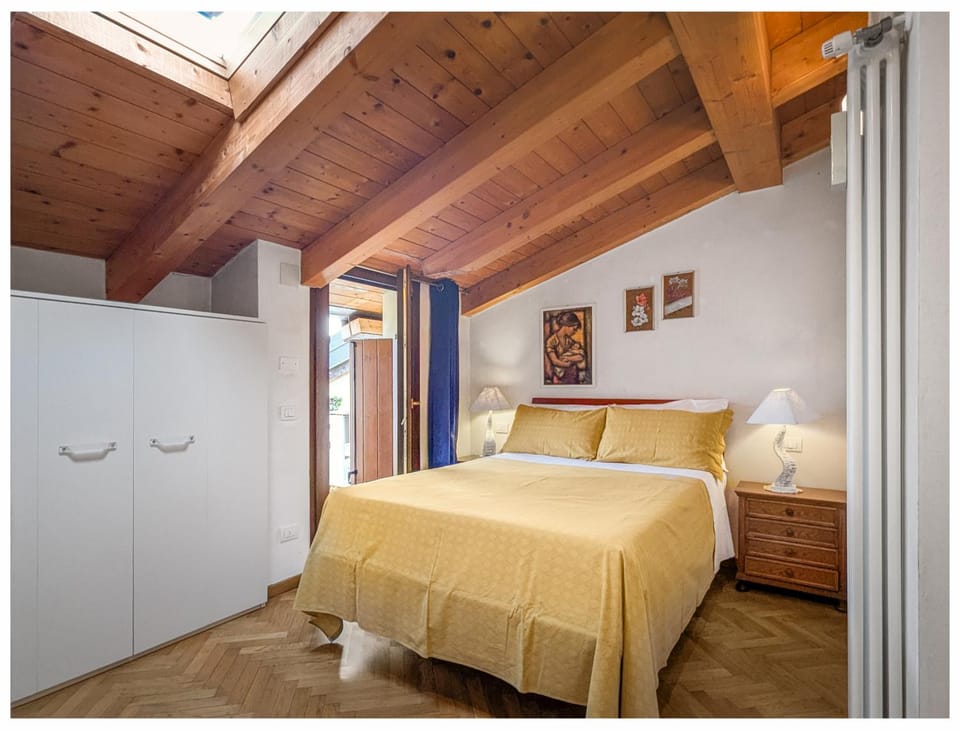 Casa Maffi con terrazzo e box auto in centro città Apartment in Verona