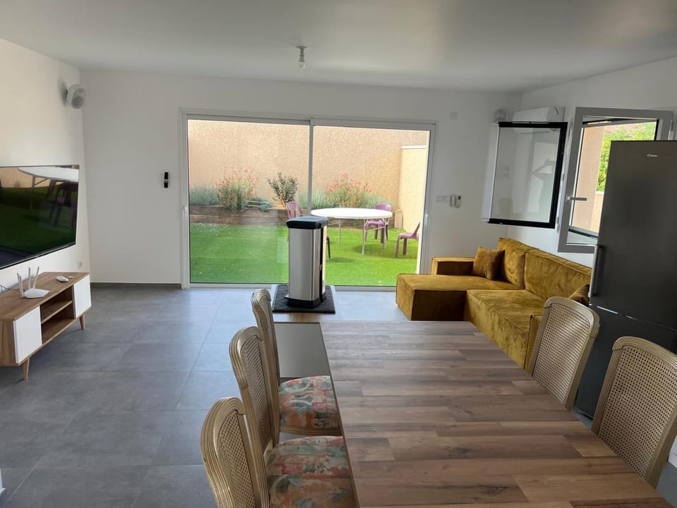 Maison 40 avec 5 chambres lechaffardcom Apartment in Auvergne-Rhône-Alpes