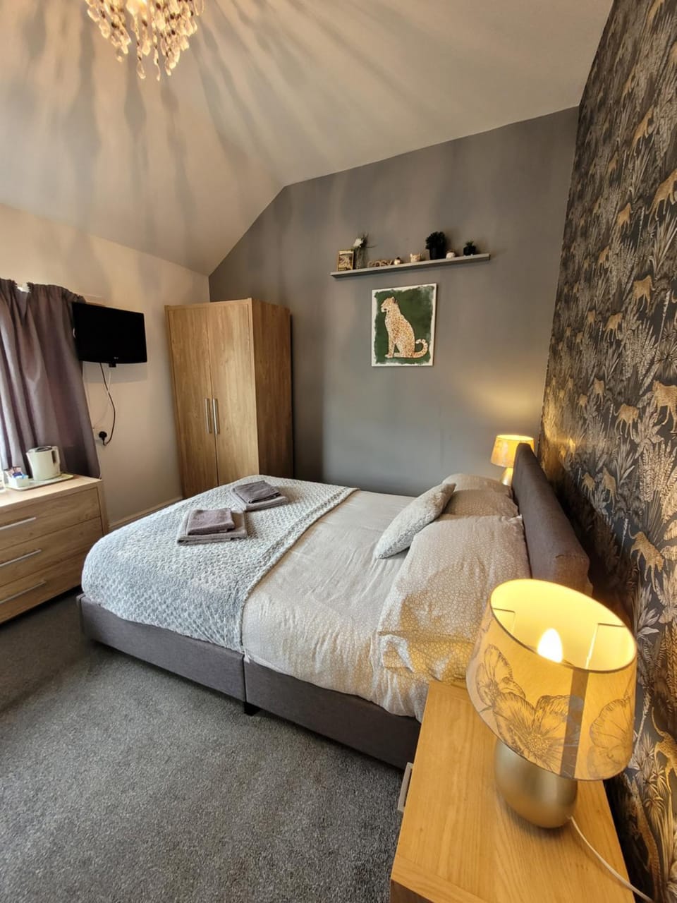 Room@87 Bed and Breakfast in Ellesmere Port