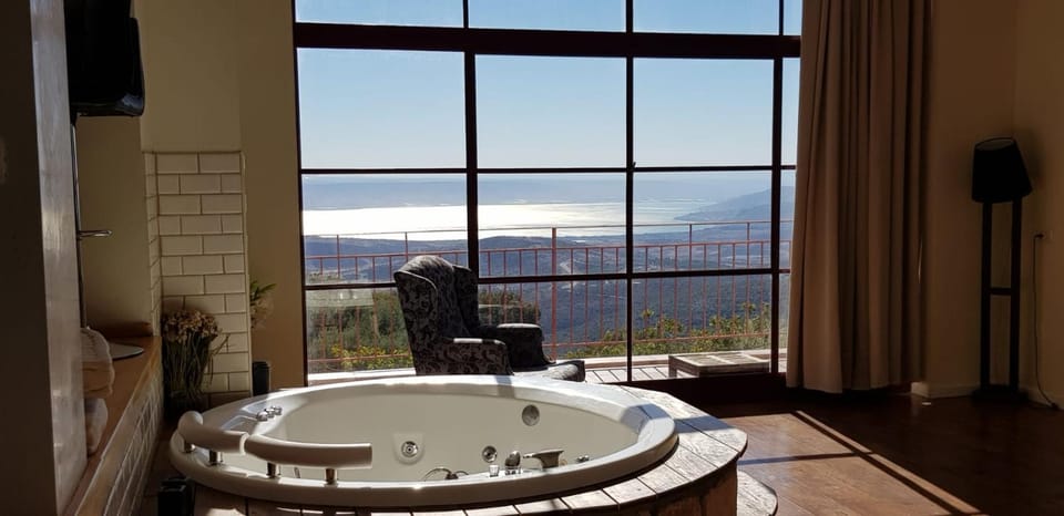 Hot Tub, Sea view