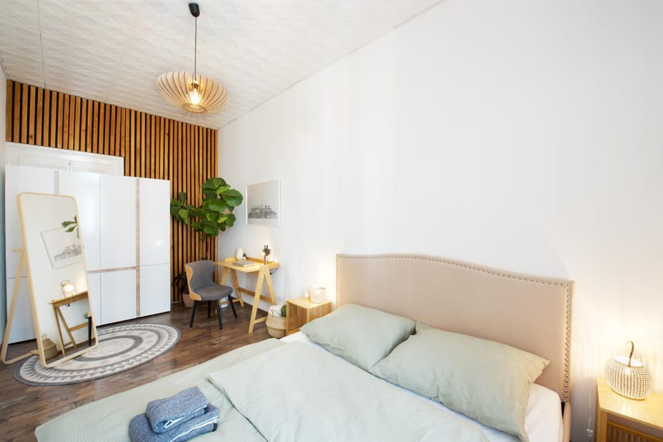 Bed, Bedroom, wardrobe