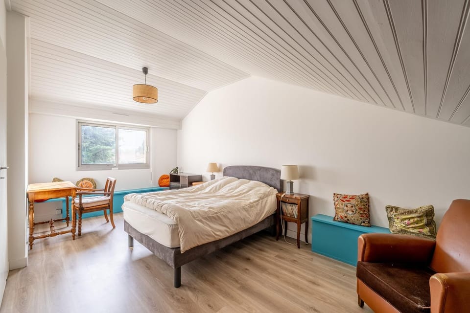 Property building, Living room