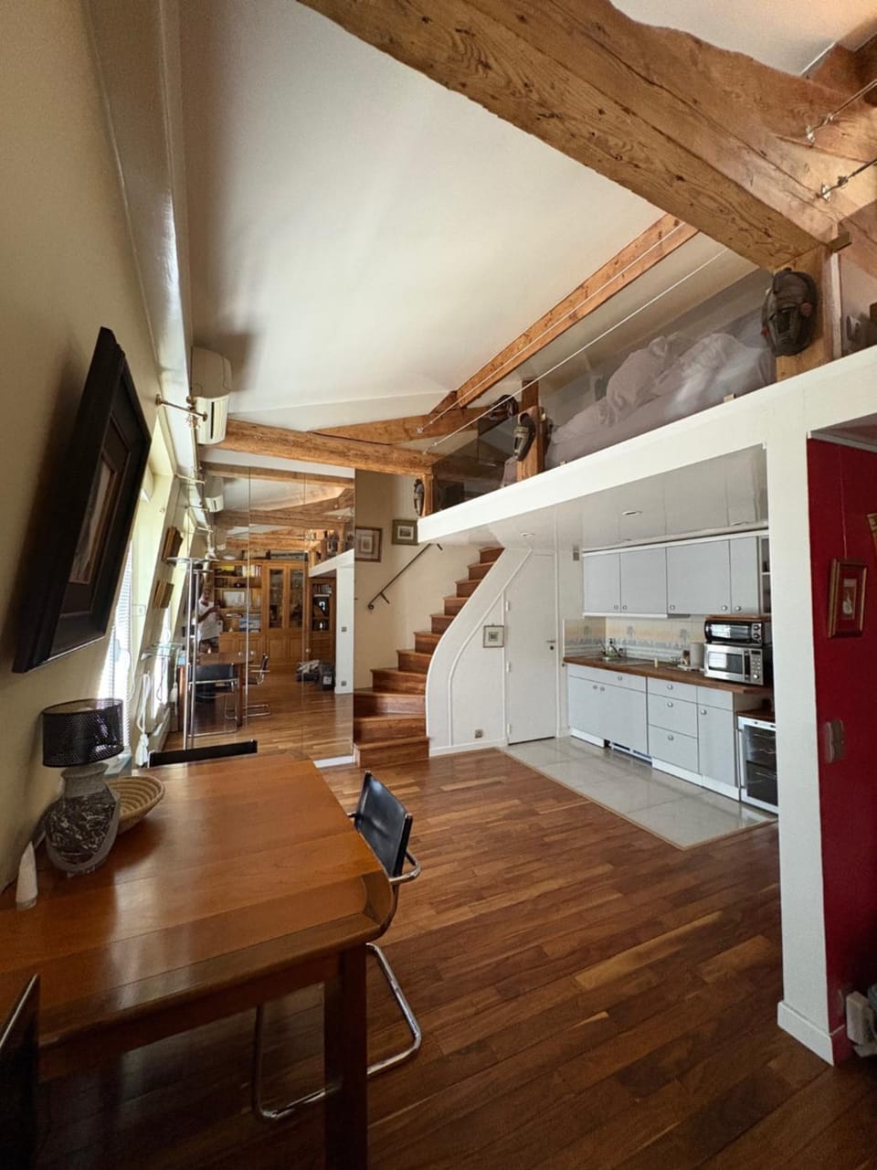 Communal lounge/ TV room