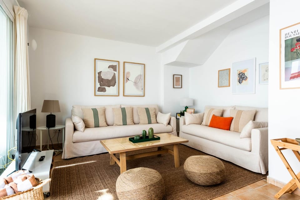 3 Bedroom Villa, 300m to Arenal d'en Castell Beach House in Balearic Islands