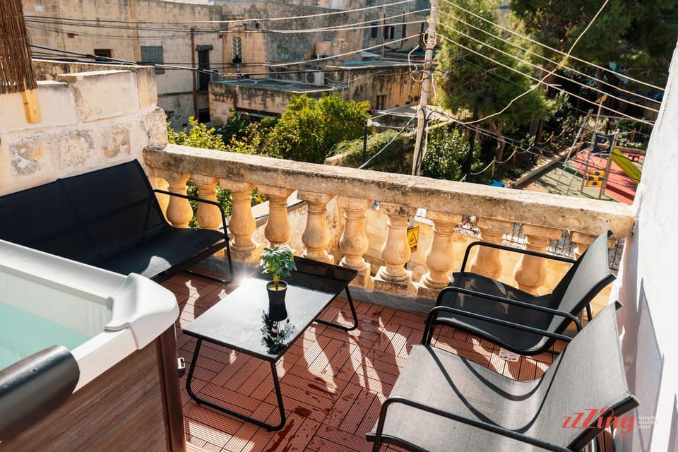 Hot Tub, View (from property/room), Balcony/Terrace, Balcony/Terrace