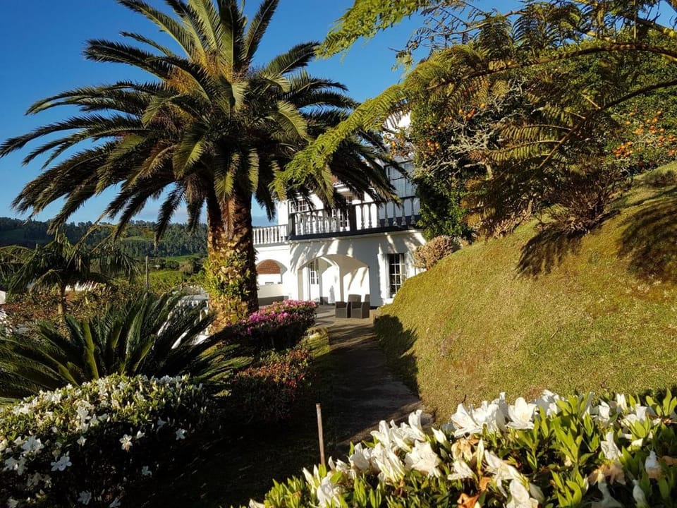 Property building, Garden