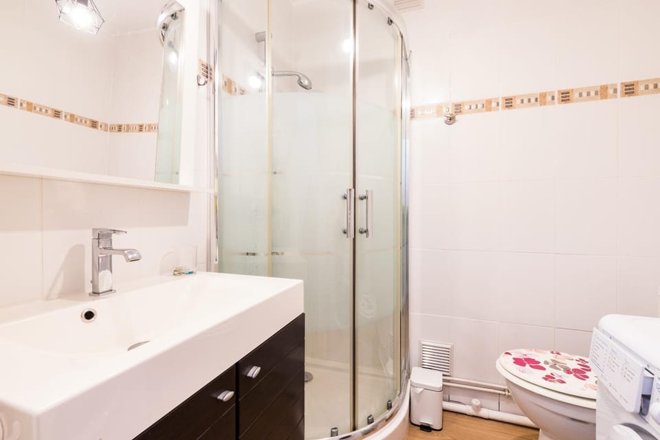 Studio des Halles - Charmant - Port - Wifi Apartment in Séné