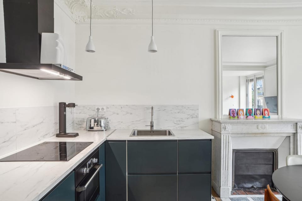 Kitchen or kitchenette