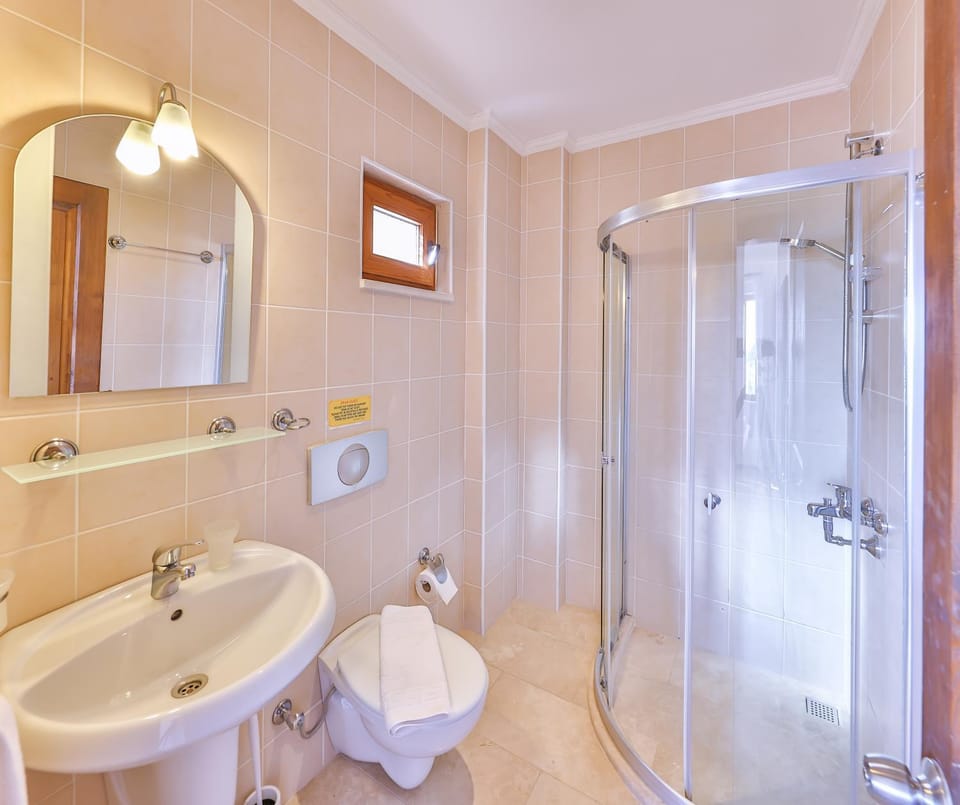 Shower, Bathroom, towels