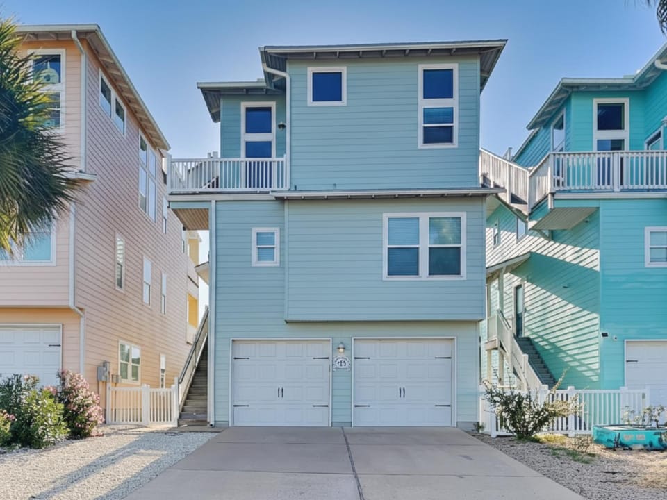 Property building, Neighbourhood, Balcony/Terrace, Parking