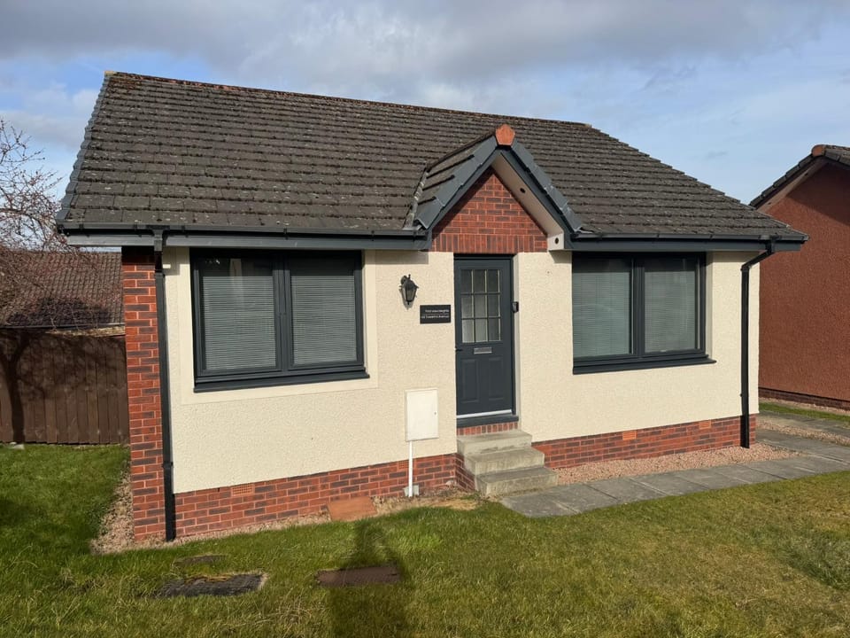 Firth View Heights, Luxury Detached Cottage with Stunning Panoramic View House in Scotland