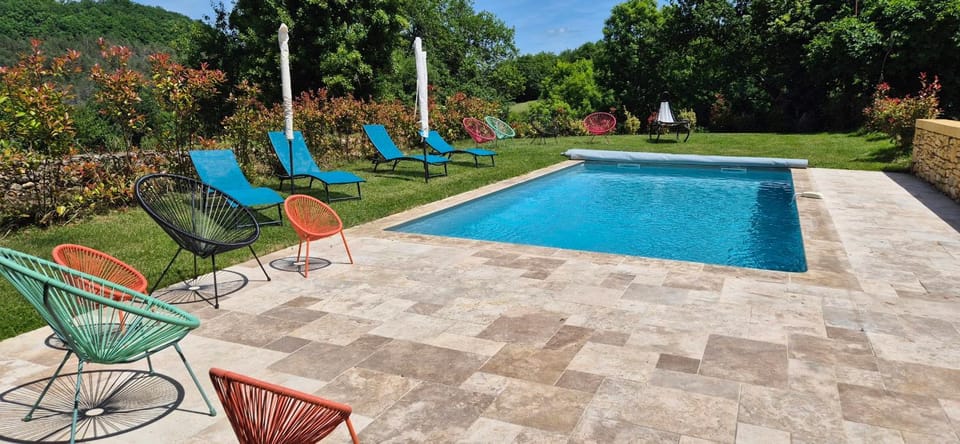 Ideal Family - 45min from Sarlat- Swimming pool - WIFI House in Nouvelle-Aquitaine