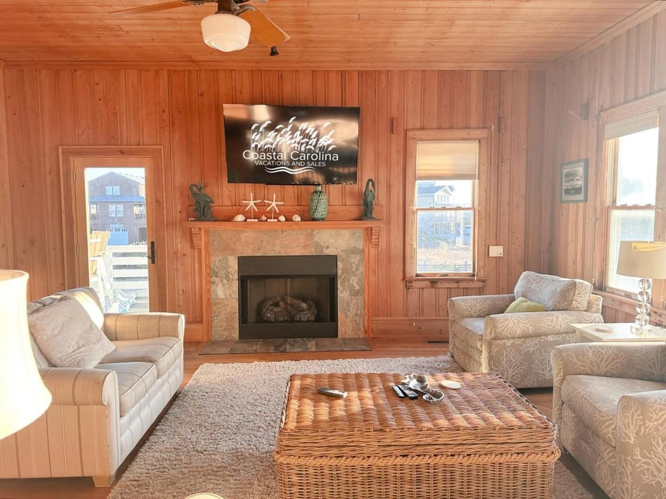 NH118 Conch Shell Estate House in Nags Head
