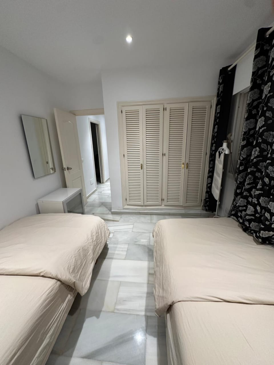 Urbanización privada, habitación privada Apartment in Marbella