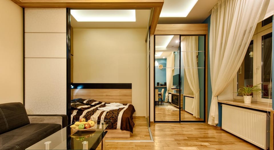 Photo of the whole room, Seating area, Bedroom