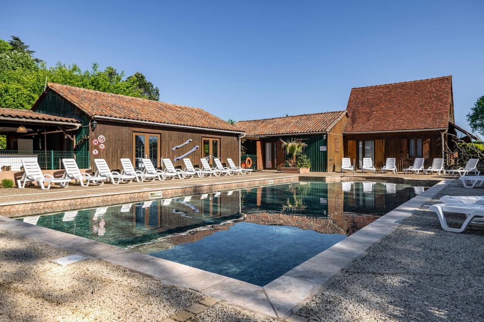 Swimming pool, Swimming pool, sunbed