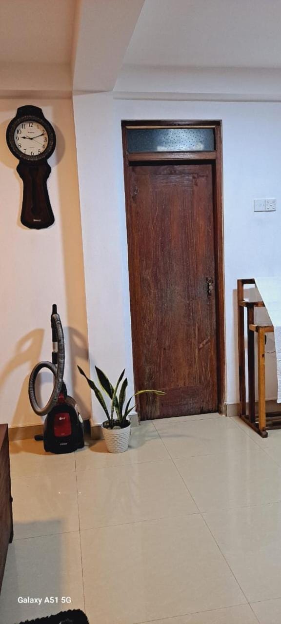Migela Restaurant & Rooms Apartment in Southern Province
