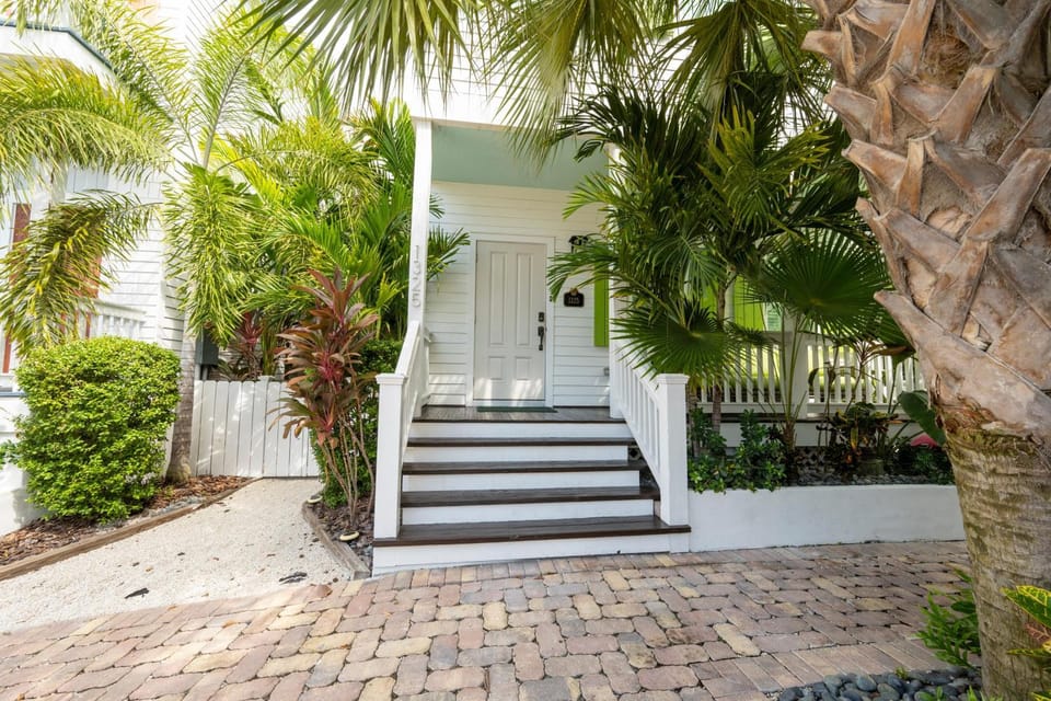 The Green Gawdess House in Key West