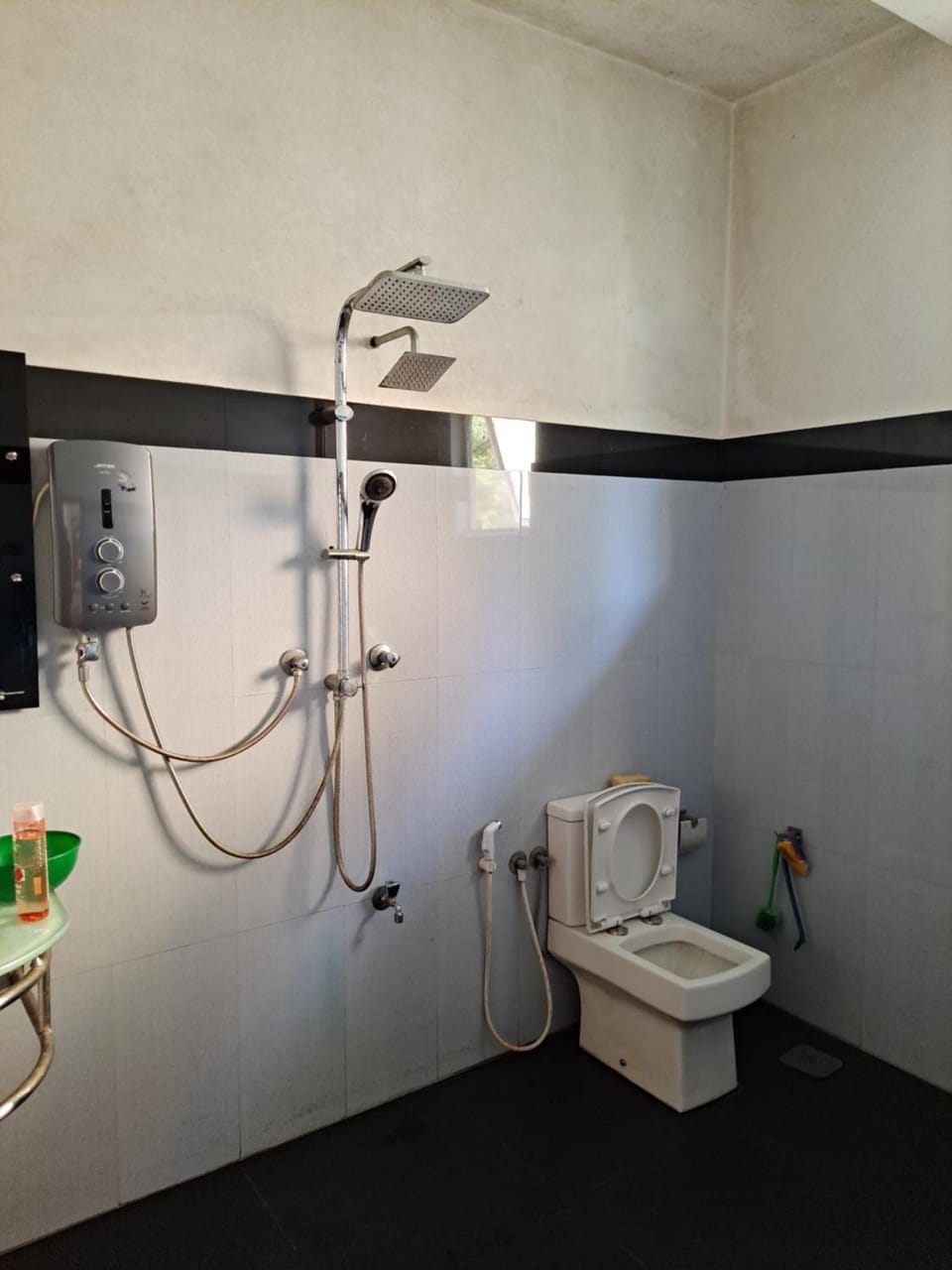 Nisansala Guest Vacation rental in Galle