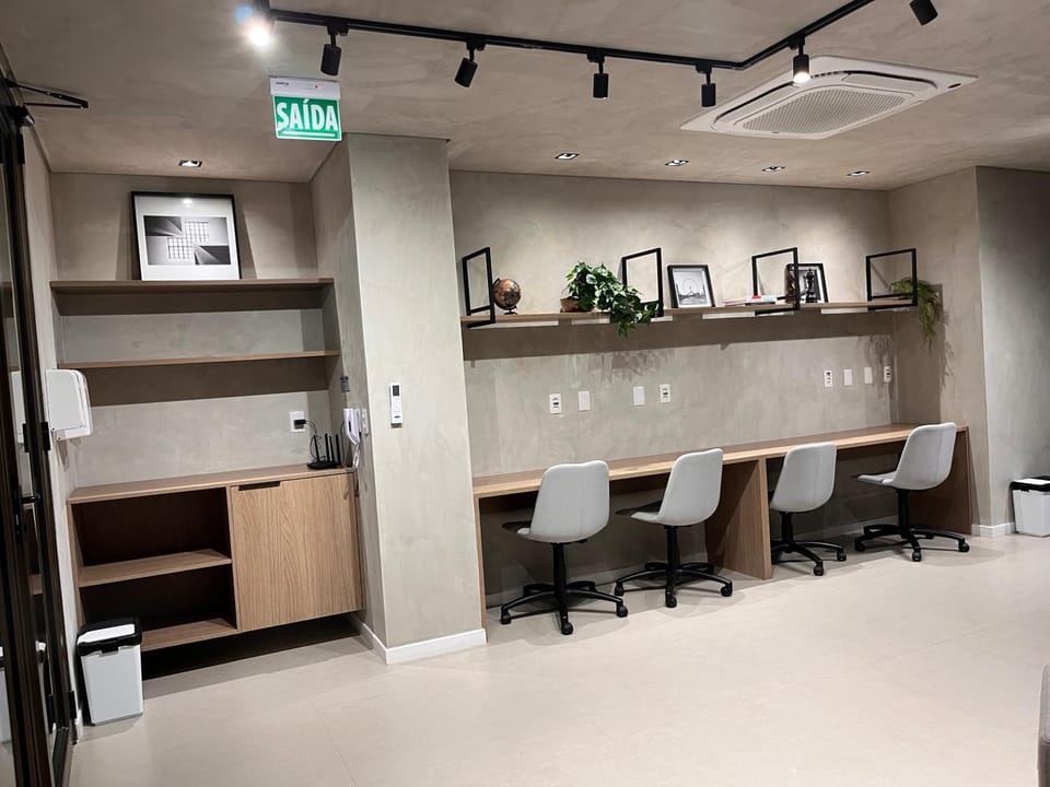 Meeting/conference room