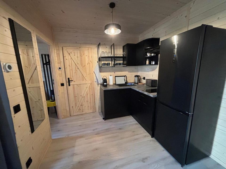 Kitchen or kitchenette, oven, stove
