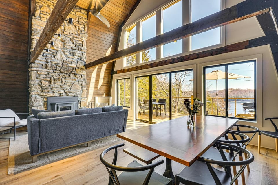 Fish, Swim & Kayak: Spacious Beaver Lake Home! House in Beaver Lake