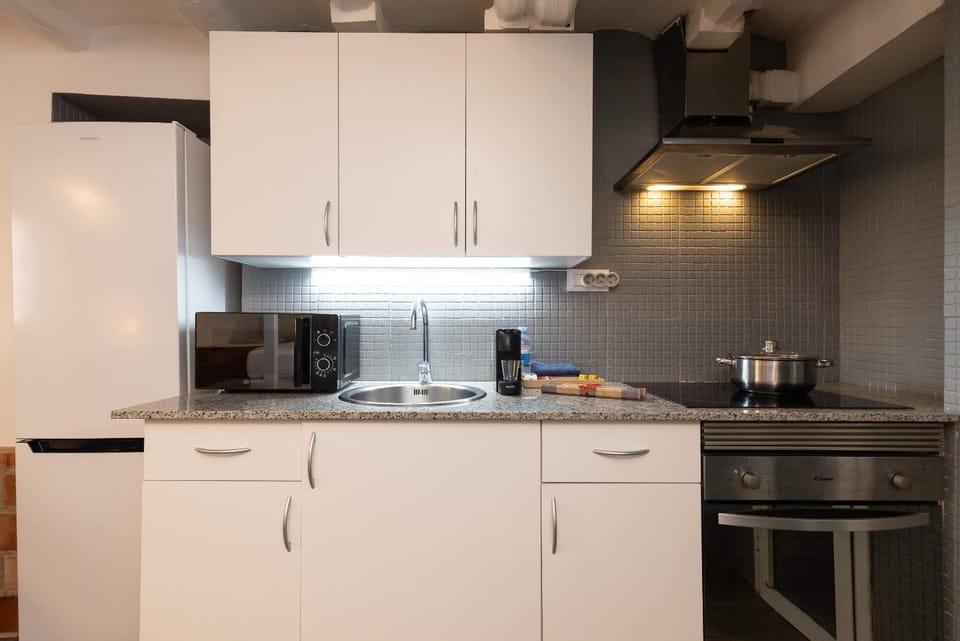 Old Town - Canals - Unik Vacation Apartment in Tarragona