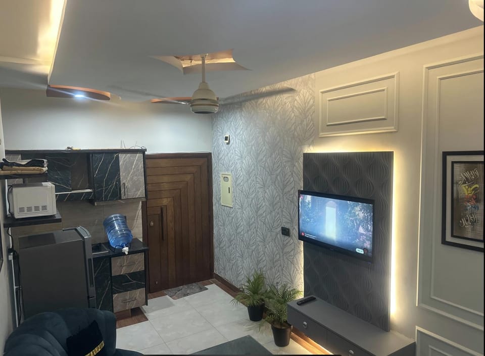 Communal lounge/ TV room, TV and multimedia, Kitchen or kitchenette, Evening entertainment, oven