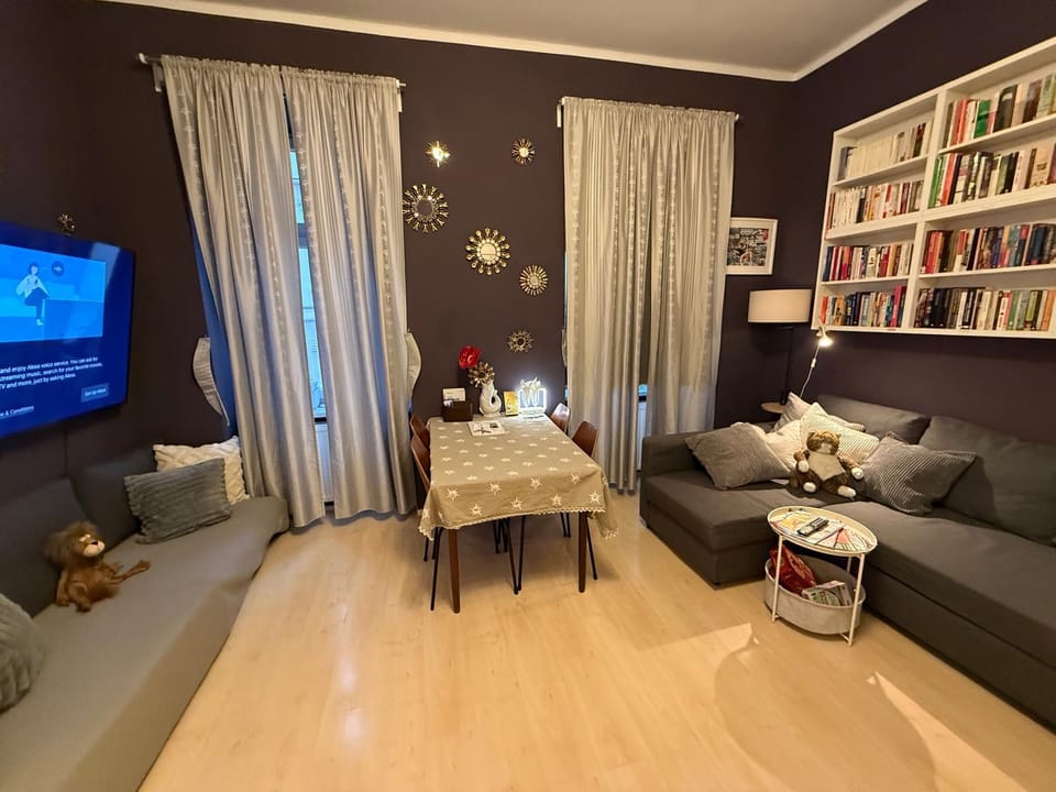 Library, TV and multimedia, Living room, Seating area