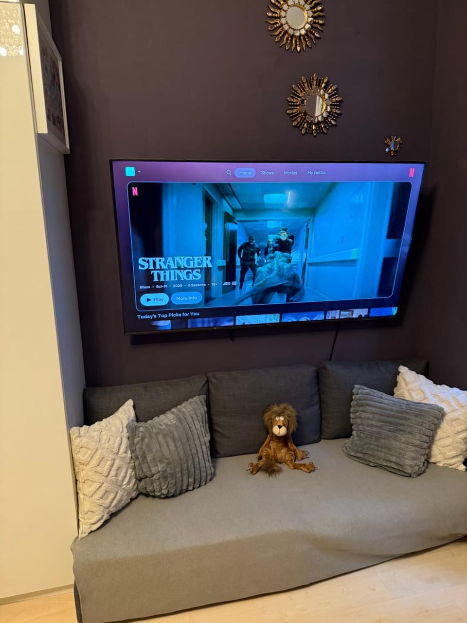 TV and multimedia, Living room, Seating area