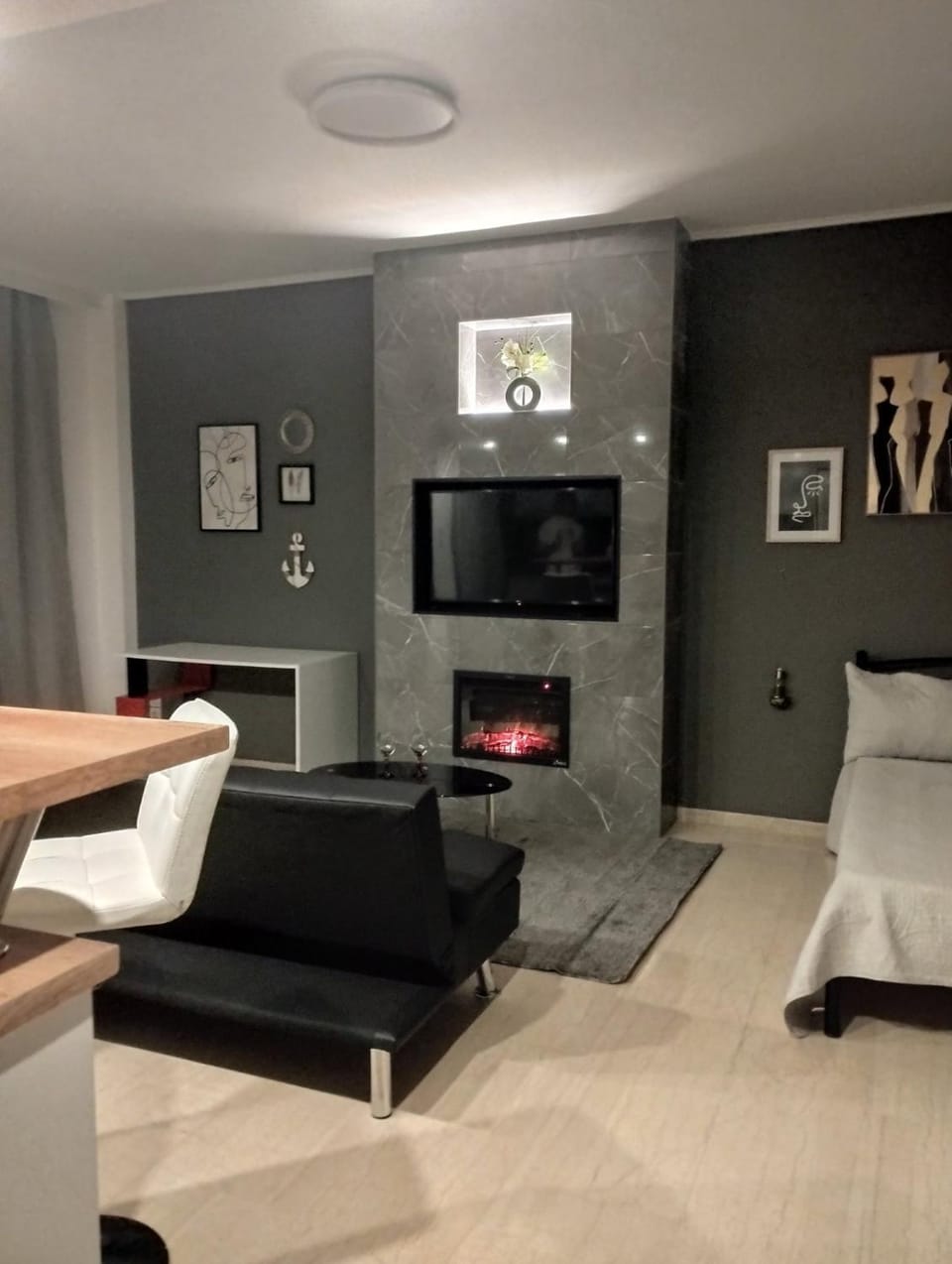 TV and multimedia, Living room, Seating area