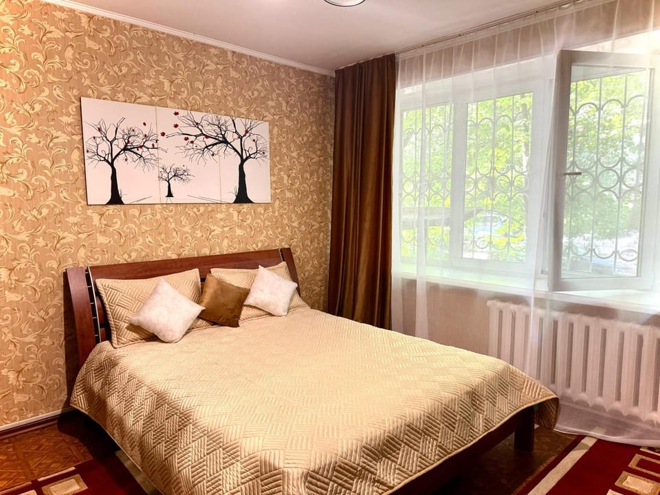 Добрая квартира Apartment in Almaty