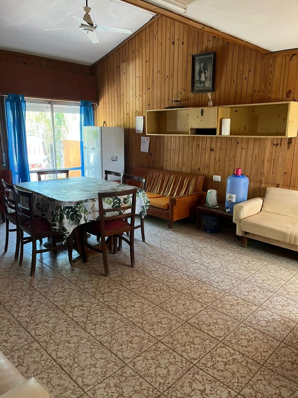 Communal lounge/ TV room, Dining area