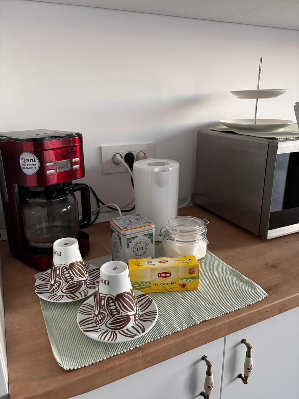 Coffee/tea facilities