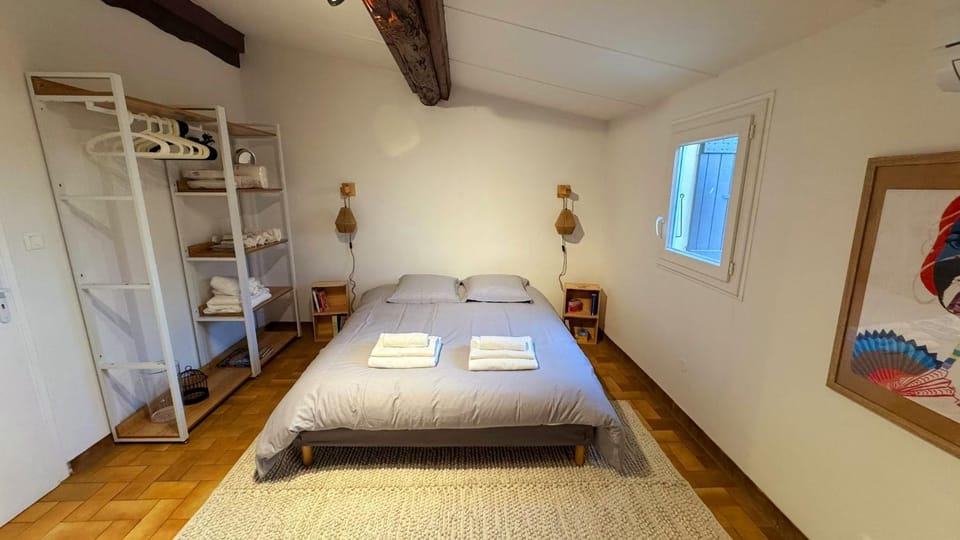 Bed, Photo of the whole room, Bedroom, towels, wardrobe