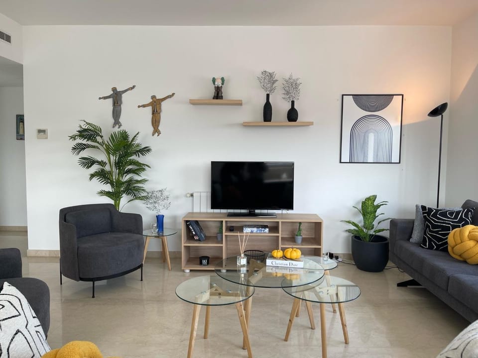 TV and multimedia, Living room