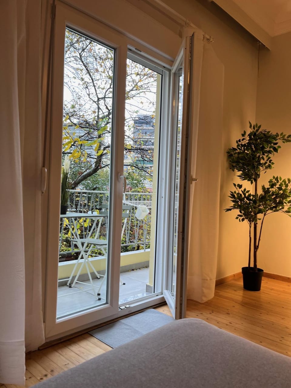 View (from property/room), Balcony/Terrace