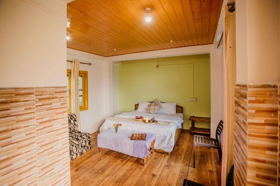 LIGHTWORKERS Hostel & Cafe Hostel in Himachal Pradesh