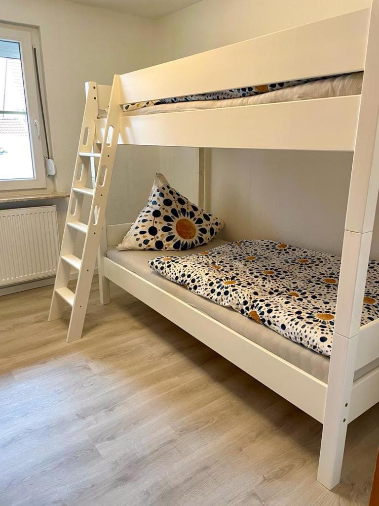 bunk bed