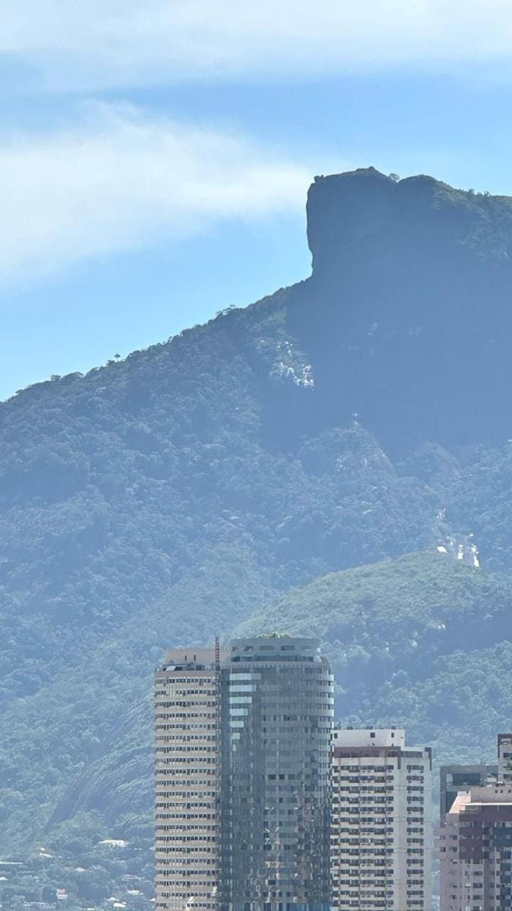 Nearby landmark, Natural landscape, Mountain view
