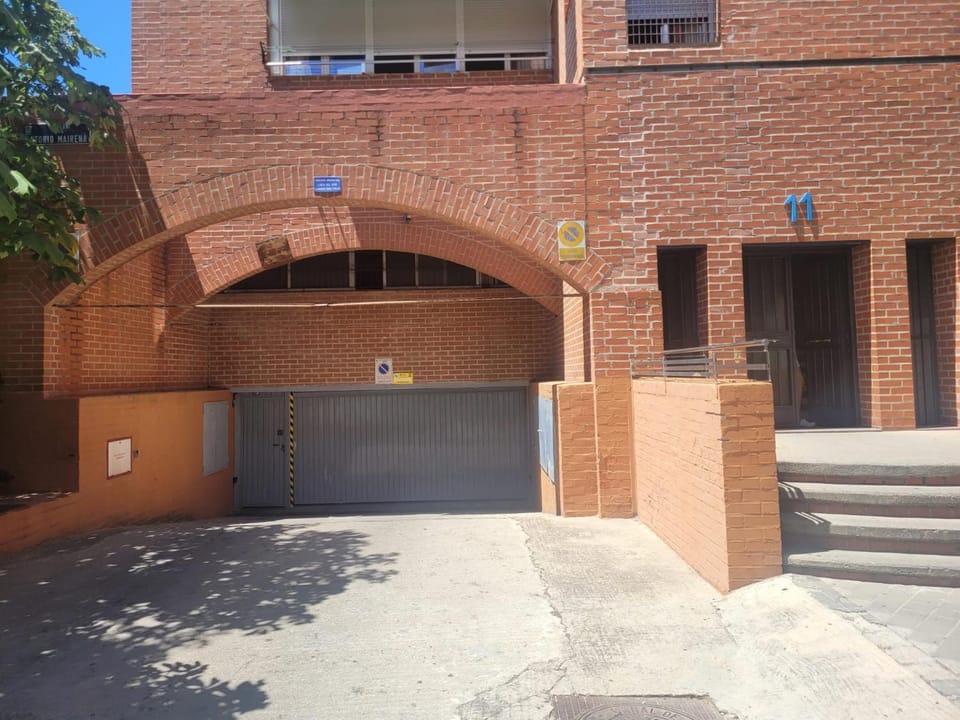 Habitaciones con vistas Madrid Bed and Breakfast in Madrid