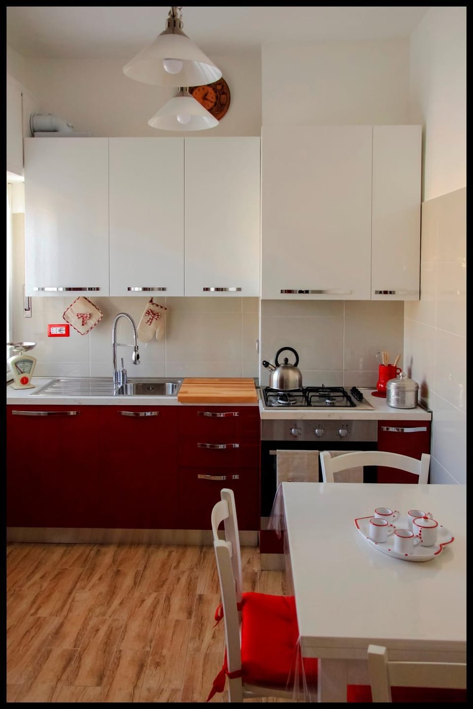Kitchen or kitchenette