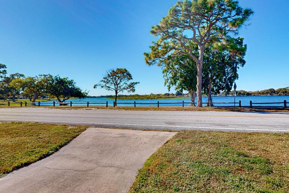 4 Mi to Beach! Lake-View Florida Family Retreat House in Lake Worth