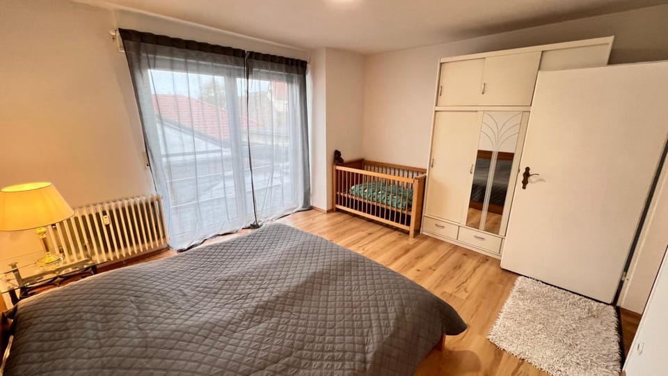 Bed, Photo of the whole room, Bedroom, wardrobe